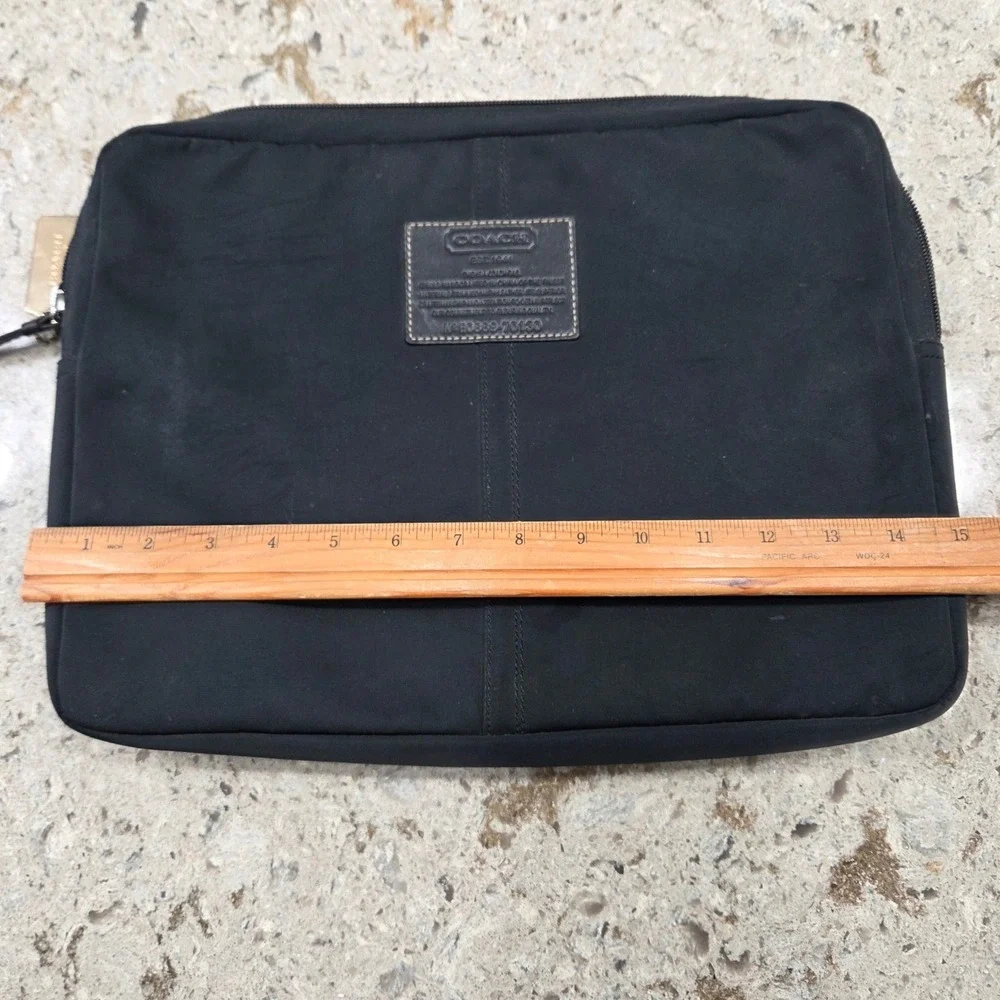 Coach Black Nylon With Gold Tone Tag Laptop Sleeve Case Business Practical